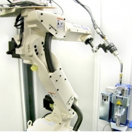 Svařovací robotické pracoviště včetně pulzního svařování