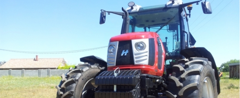Traktor Hassat A100